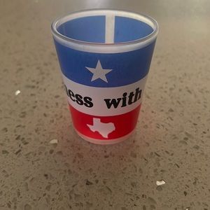 NWOT Don’t mess with Texas shot glass
